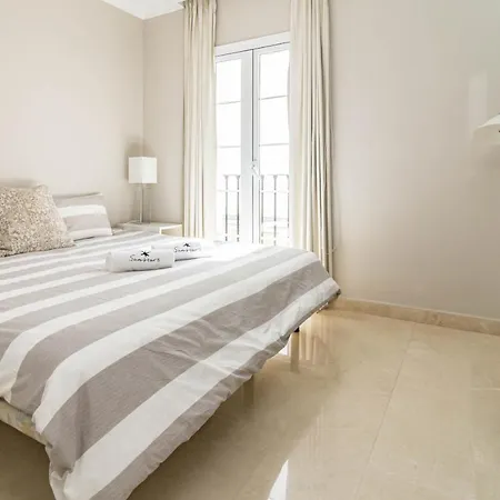 Captivating Coastal Townhouse In Aloha Pueblo With Amazing Mountain Views Holiday home