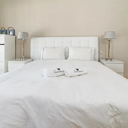 Captivating Coastal Townhouse In Aloha Pueblo With Amazing Mountain Views Holiday home *