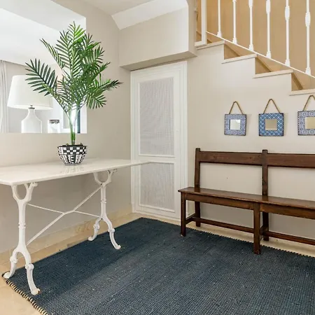 Holiday home Captivating Coastal Townhouse In Aloha Pueblo With Amazing Mountain Views