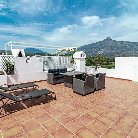 Captivating Coastal Townhouse In Aloha Pueblo With Amazing Mountain Views Holiday home