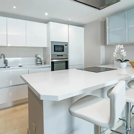 Holiday home Captivating Coastal Townhouse In Aloha Pueblo With Amazing Mountain Views