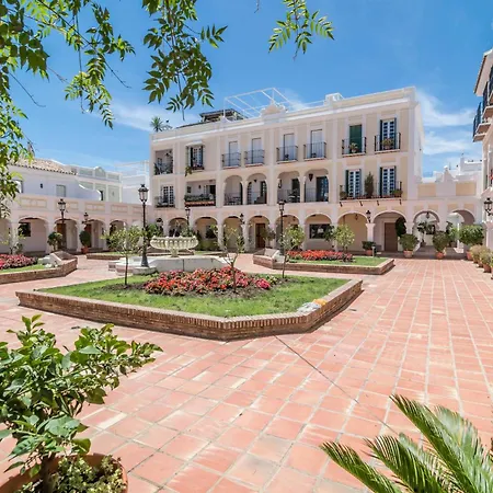 Captivating Coastal Townhouse In Aloha Pueblo With Amazing Mountain Views * Marbella